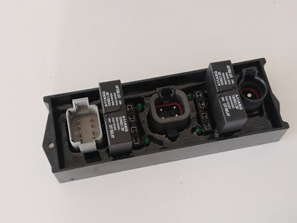 Motorsports 4 circuit relay module with connectors